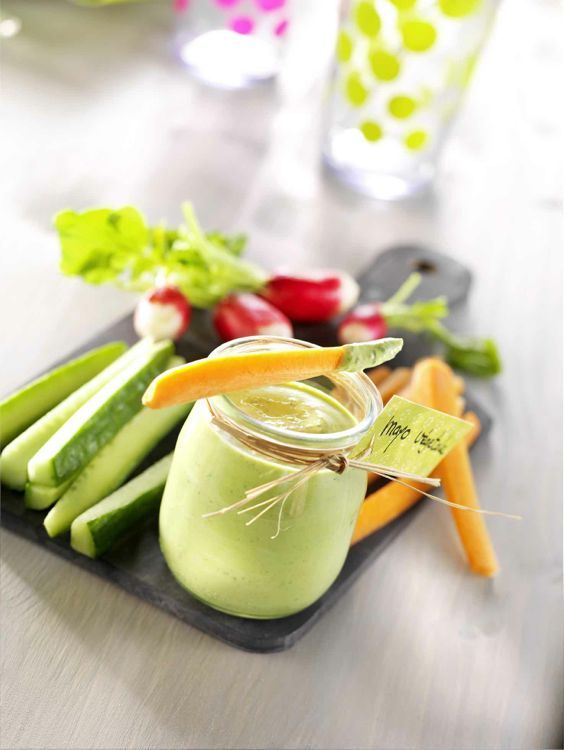 Découvrez la mayonnaise végétale au colza et à l'olive : la touche parfaite pour vos plats