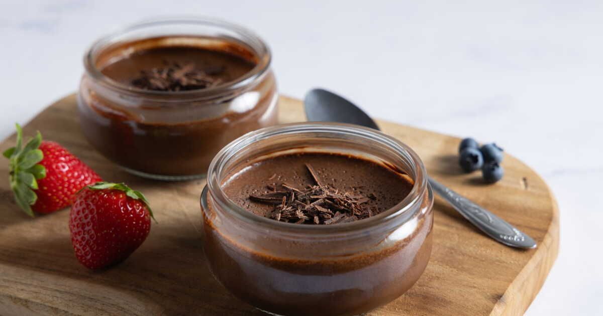 Découvrez la crème au chocolat à deux ingrédients qui va révolutionner vos desserts