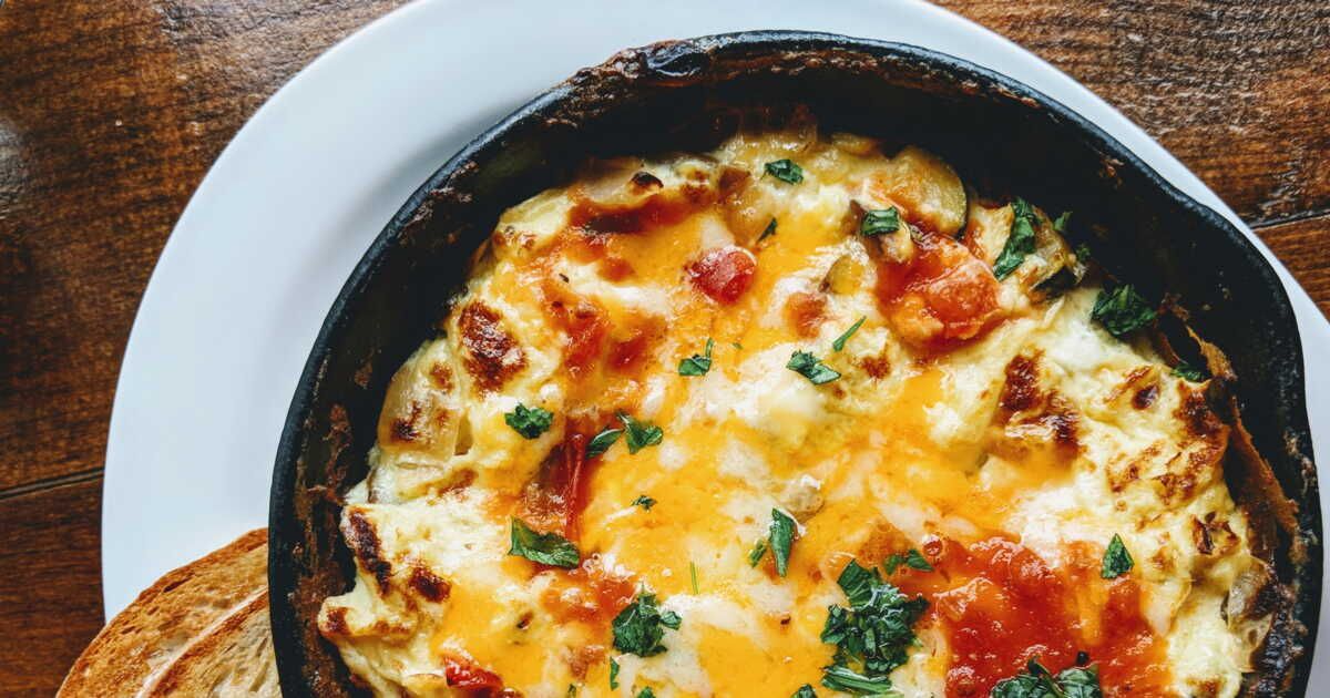 Découvrez la recette d'œufs brouillés à la tomate signée Laurent Mariotte
