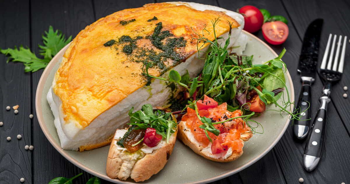 Découvrez les secrets de l'omelette de la Mère Poulard révélés par un chef