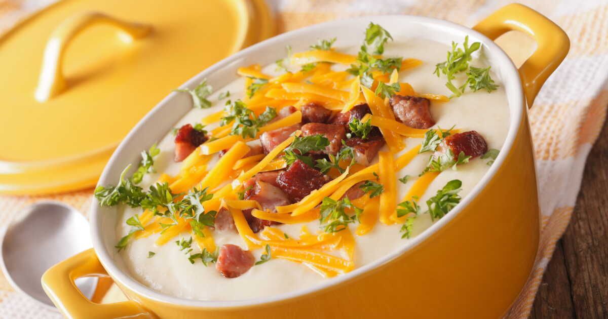 Une soupe réconfortante aux gnocchis et au lard : le plat parfait pour l'automne