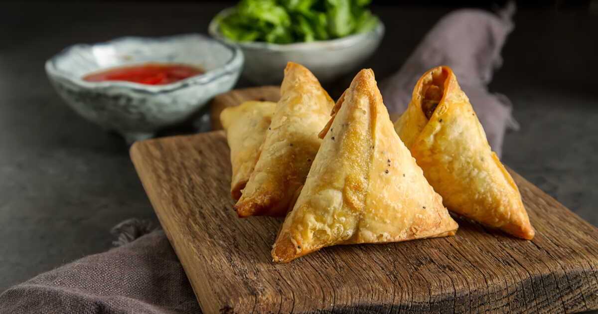 Des recettes irrésistibles de samoussas à savourer chez soi