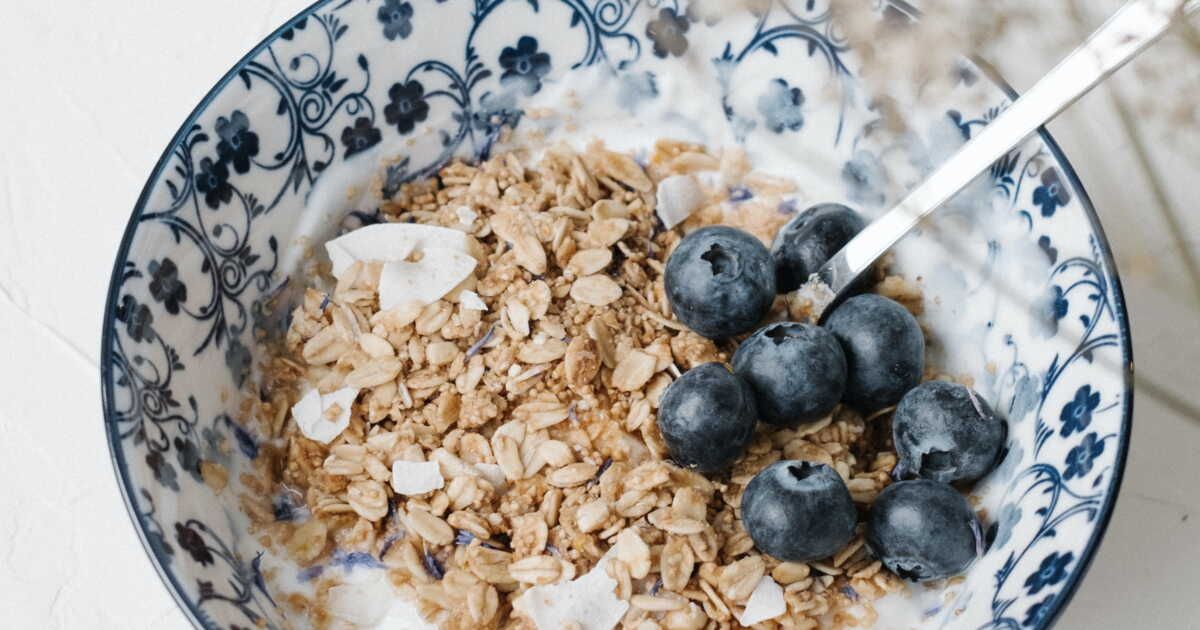Comment consommer les flocons d'avoine pour un petit-déjeuner équilibré