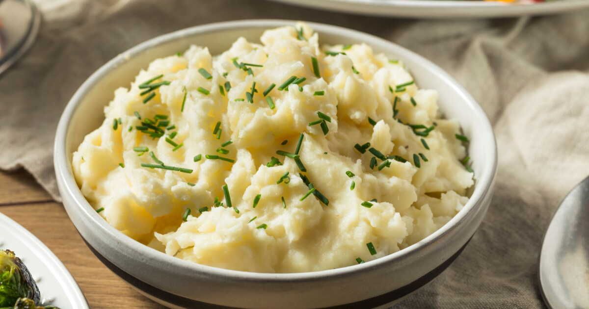 Découvrez l'ingrédient secret pour une purée de pommes de terre pleine de saveurs