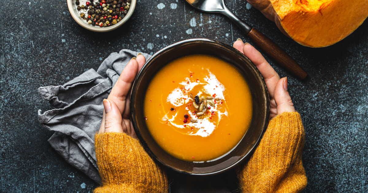 30 soupes réconfortantes pour aimer l’hiver