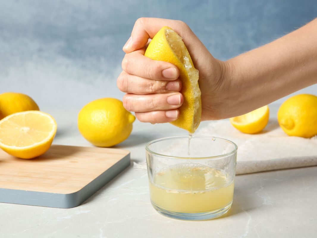 Les bienfaits insoupçonnés du jus de citron chaque matin