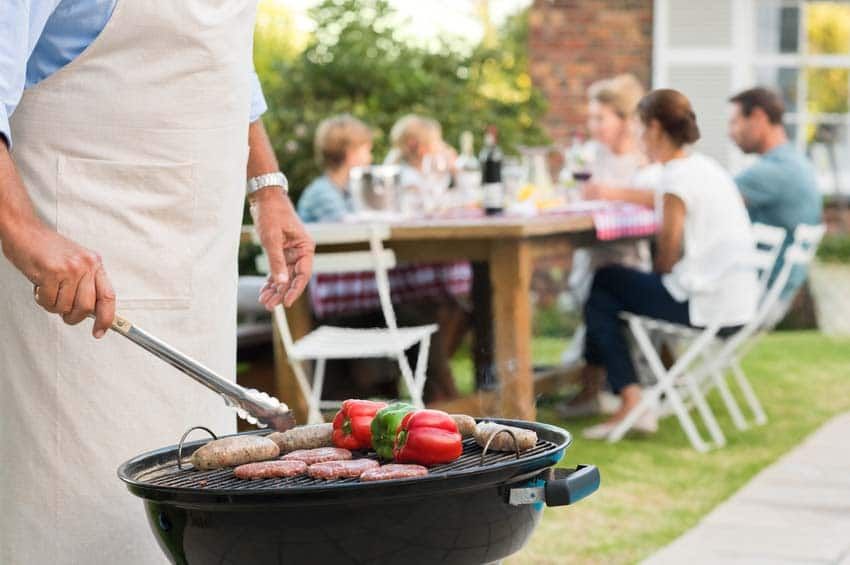 Guide ultime pour choisir le barbecue parfait : gaz, électrique ou charbon