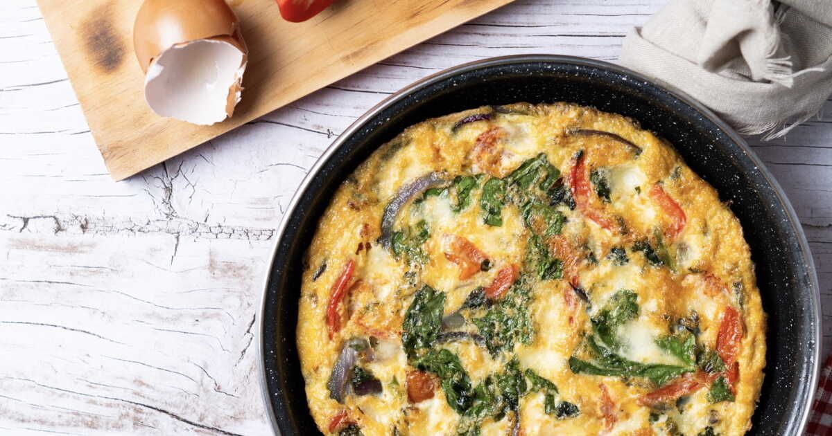 Le clafoutis salé à découvrir cet été : courgettes, tomates et chorizo