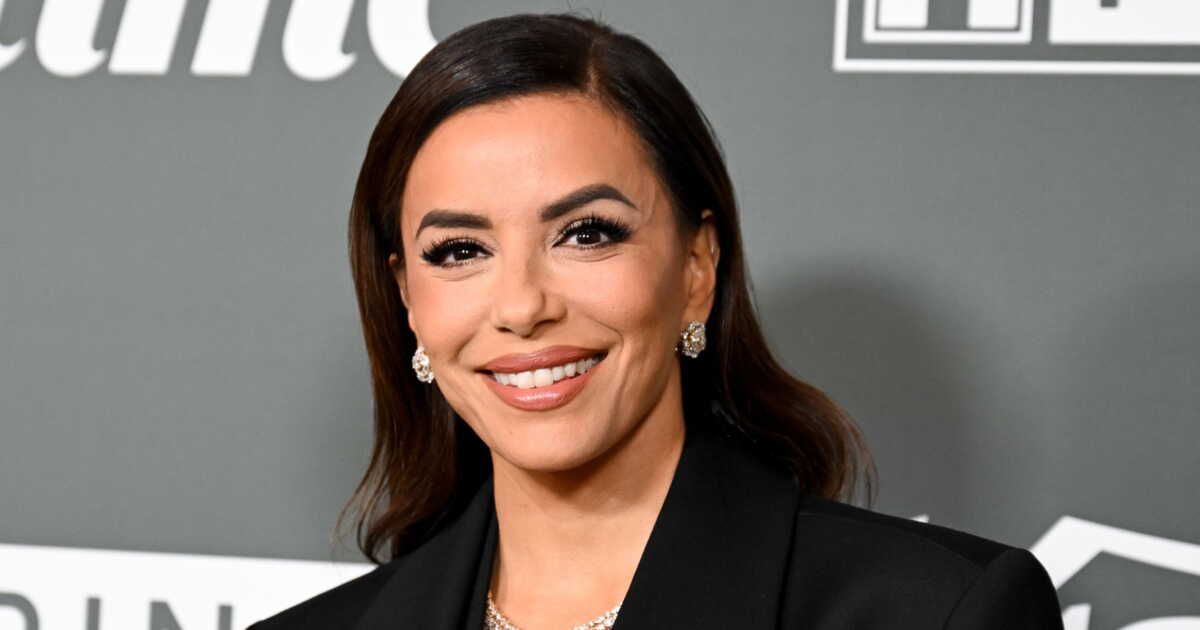 Eva Longoria partage sa recette irrésistible de pancakes fluffy, un délice à savourer sans modération