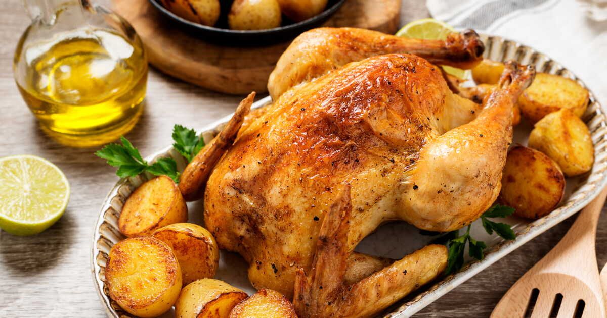 Découvrez la recette estivale du poulet rôti au citron et origan de Cyril Lignac